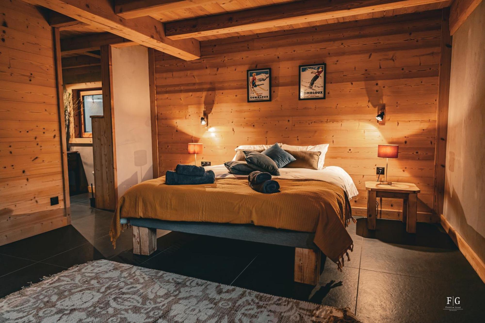 Le De Vincent Chalet Cordon